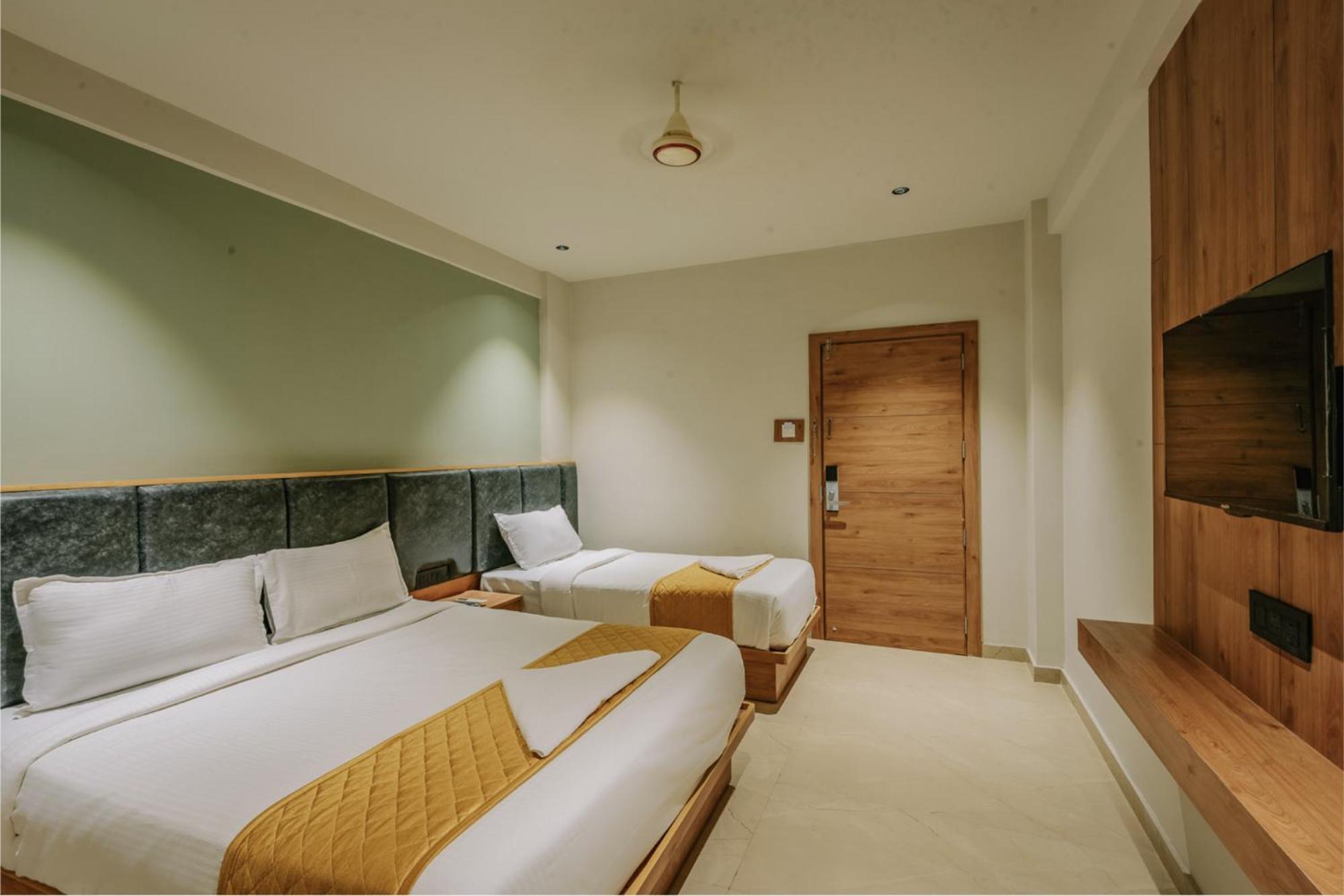 Hotel Beverly Plaza Kozhikode Εξωτερικό φωτογραφία